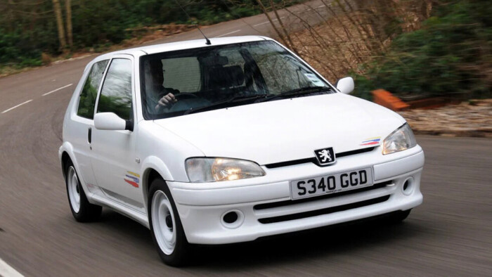 Pár százezerért vette, ma milliókat ér az öreg kis francia autó 1