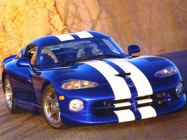 Ezért tűntek el a csillogó, hangos, menő oldalkipufogók 1