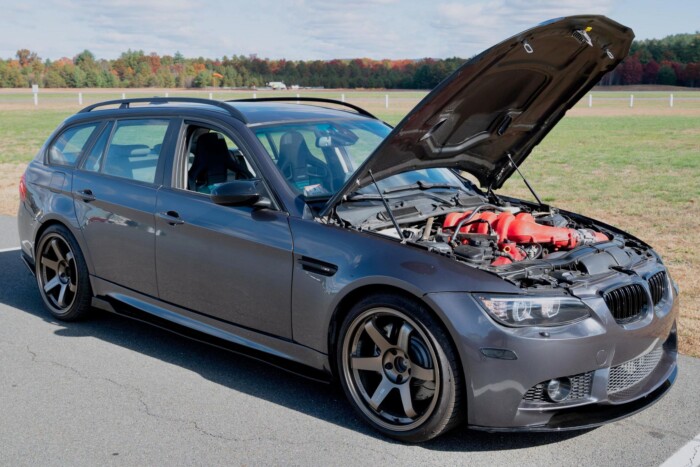 Bajor szív helyett olasz V8-as hajtja ezt a BMW-t 3