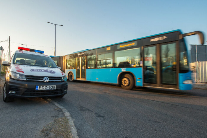 Gyorshajtó villamost fogott a traffipax 1 | Vezess Gyorshajtó villamost fogott a traffipax 1