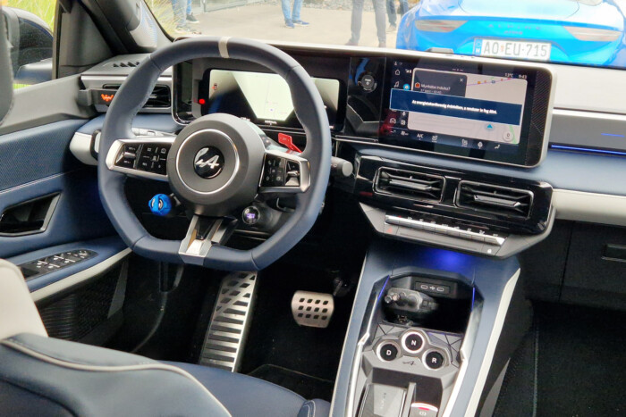 A magyar utak barátja ez a francia autó 7