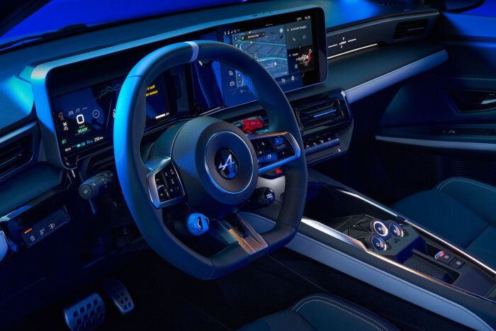 A magyar utak barátja ez a francia autó 14