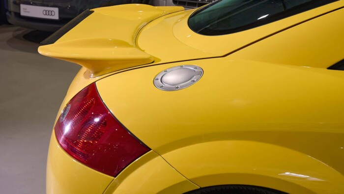 Csak egy darab készült ebből a brutális Audiból 6 | Vezess Csak egy darab készült ebből a brutális Audiból 6