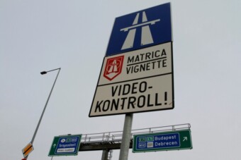 Visszaengedik az autósokat a régóta lezárt magyar autópályára