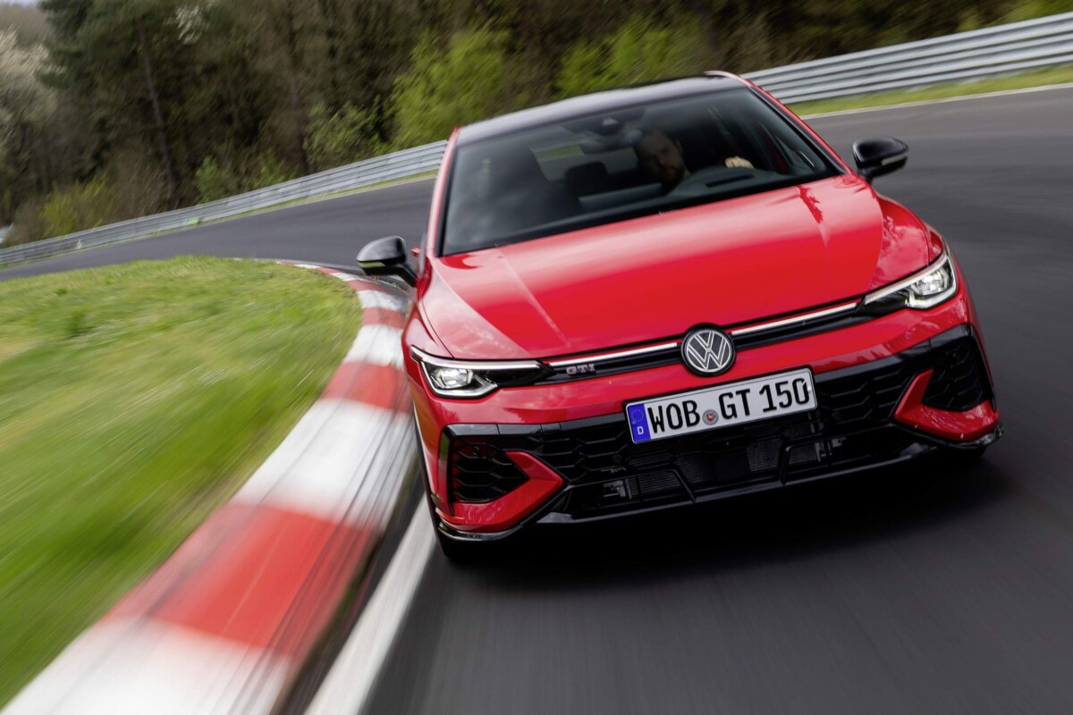 Megérkezett Magyarországra a valaha volt legerősebb Golf GTI