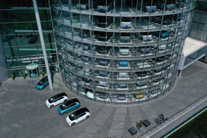 Itt a vége, leáll a termeléssel a leglátványosabb autógyár 6