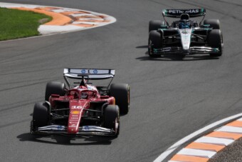 Ünnepi adok-kapok az F1-ben: ajándékkal vágott vissza Leclerc