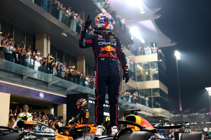 Győzelemmel lenne világbajnok Norris 2 | Vezess Győzelemmel lenne világbajnok Norris 2