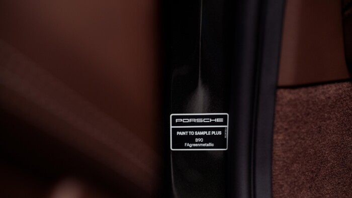 Saját alkotóját ünnepli ez a Porsche 11