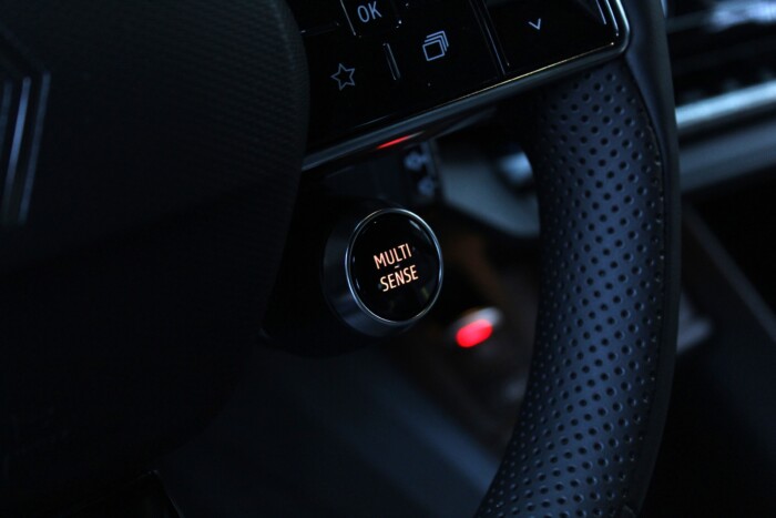 Kellett már egy ilyen vidám autó az utakra 21