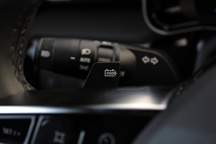 Kellett már egy ilyen vidám autó az utakra 22