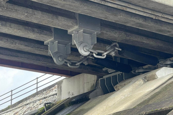 Ezért lógnak óriási láncok a japán hidak alatt 1 | Vezess Ezért lógnak óriási láncok a japán hidak alatt 1