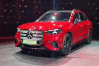 Megújult a legkisebb nagycsaládos Mercedes 17