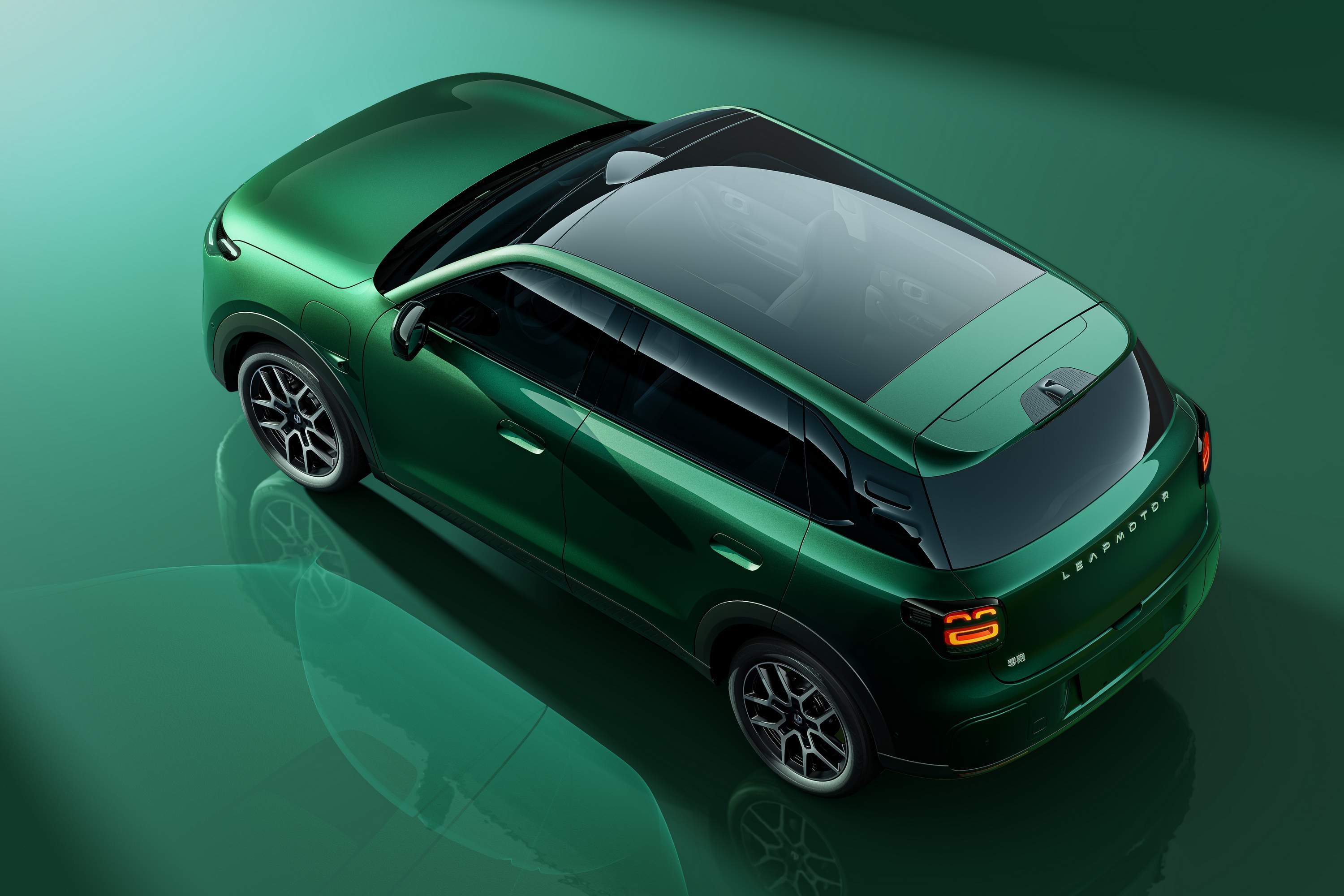 leapmotor-b03x-debut-at-guangzhou-motor-show-21-nov-2025-4 | Vezess | Vezess