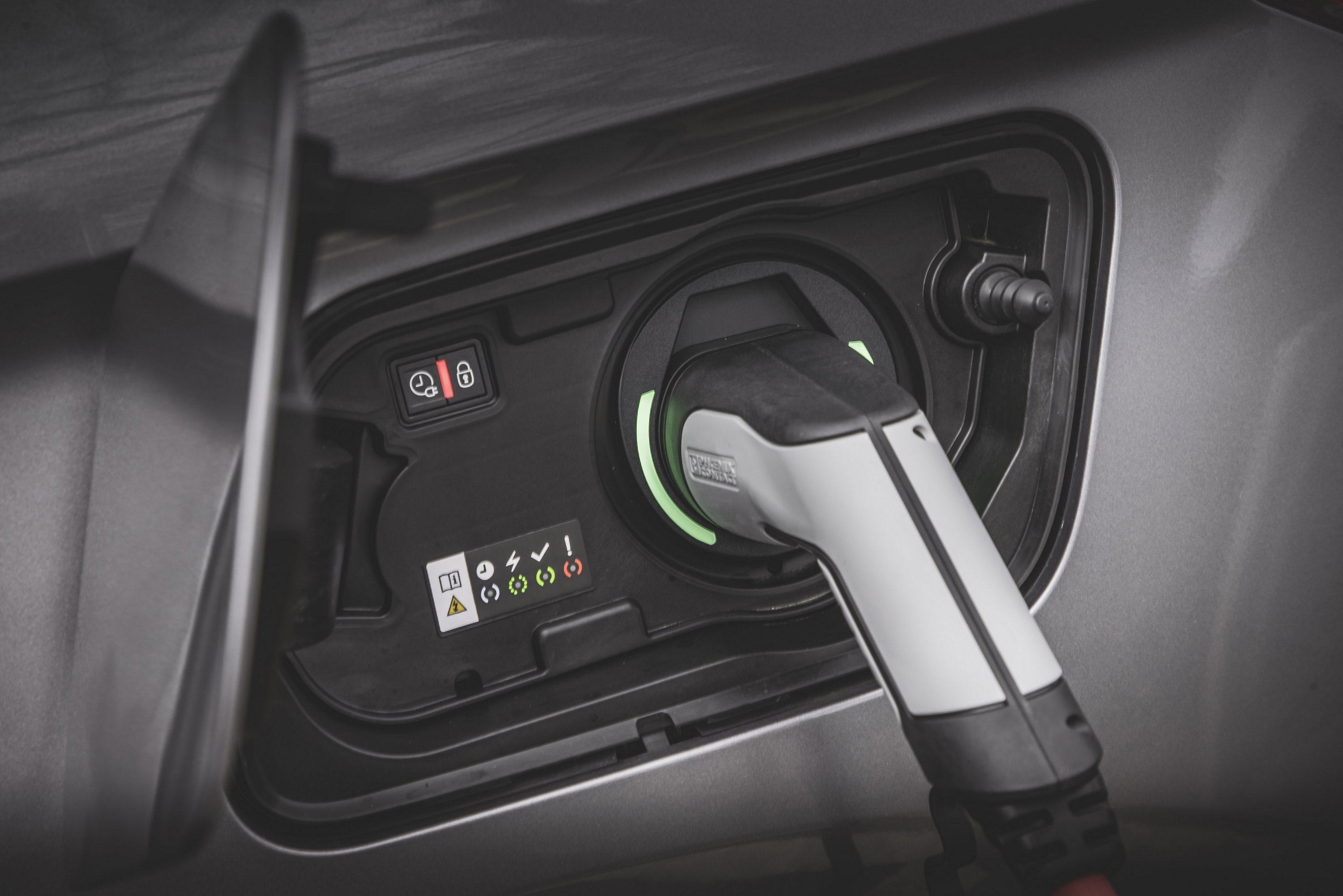 new_grandland_gs-line_plug-in_hybrid-e_-_quartz_grey | Vezess | Vezess