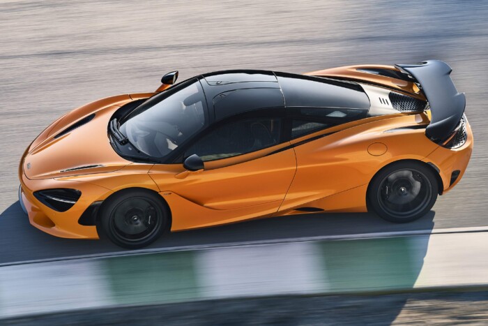 Nem az arany az igazán ütős ezen a sportautón 6 | Vezess Nem az arany az igazán ütős ezen a sportautón 6