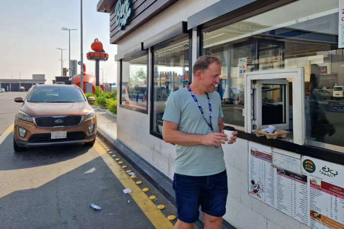 Ilyen autózni az országban, ahol 200 forint az üzemanyag 16 | Vezess Ilyen autózni az országban, ahol 200 forint az üzemanyag 16