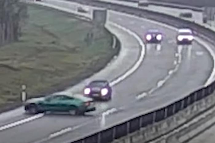 Elnézte a sávváltást az M3-ason, csúnya vége lett