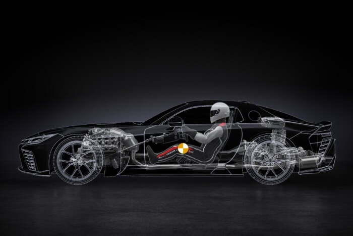 V8-as szupersportautót épített a Toyota 12