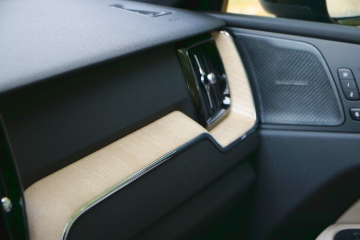 Drága svéd gyógyír a pocsék magyar utakra 14 | Vezess Drága svéd gyógyír a pocsék magyar utakra 14