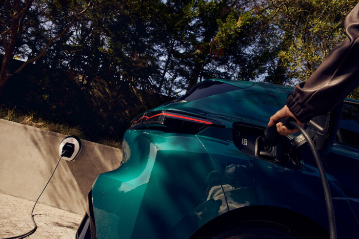 Benzinest vagy villanyautót olcsóbb tankolni? 4