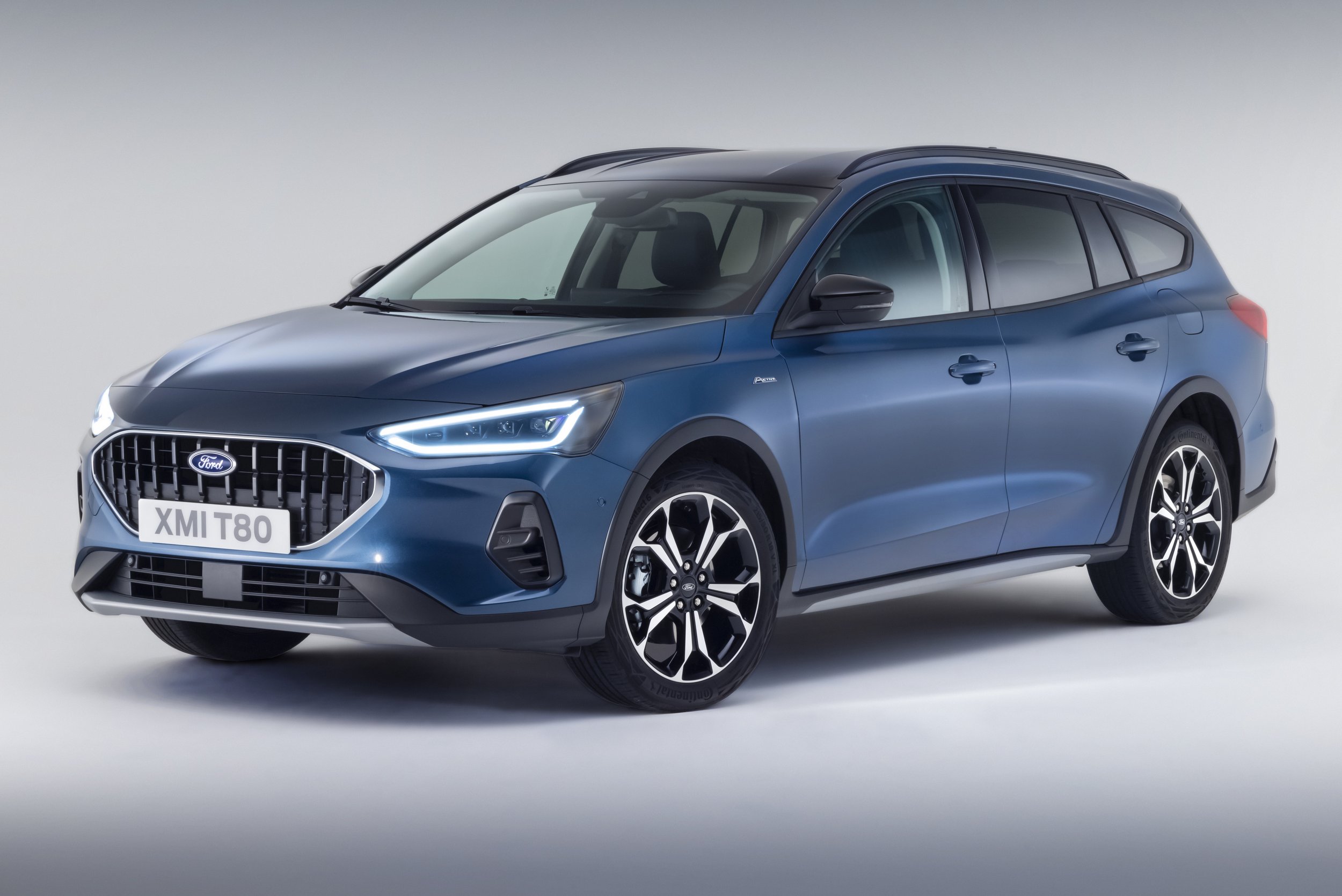 2021_ford_focus_active_01 | Vezess