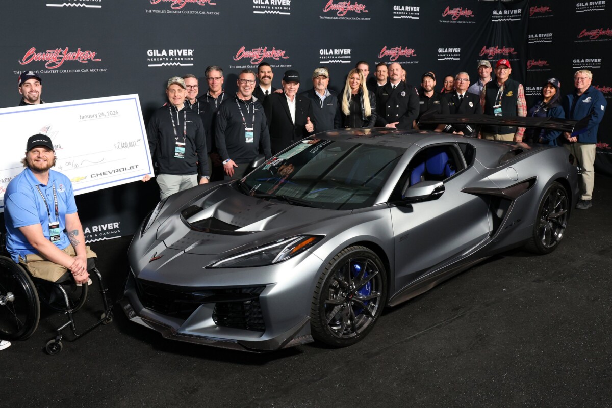 Egy vagyon volt ez az új autó, és a vevőnek még szerelnie is kell