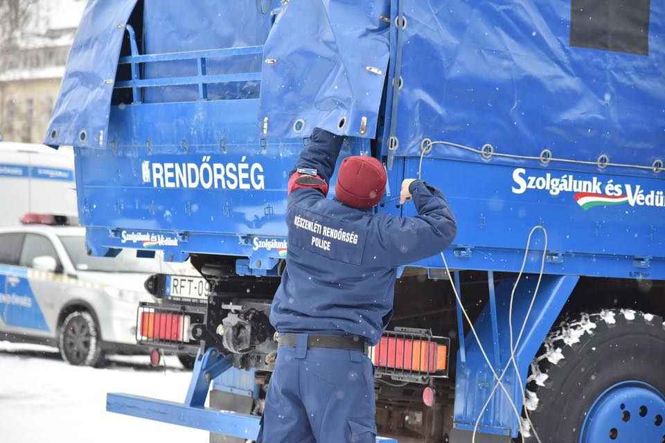 611788504_889089440172386_7249160159232344549_n | Vezess