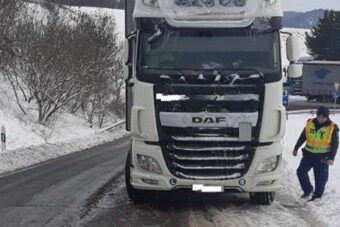 Reagált a rendőrség: kamuzott a kamionos, aki telesírta a netet egy bírságról