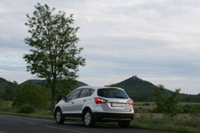 Nehéz mellényúlni ezzel a használt Suzukival 12