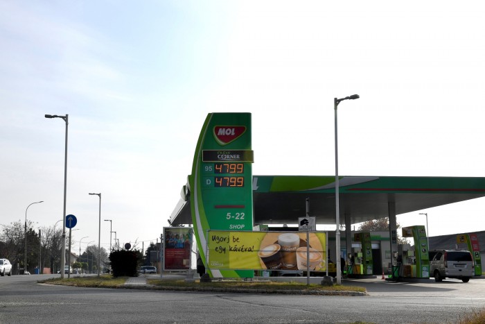 Jövő héten korlátozások lesznek a Mol-kutakon