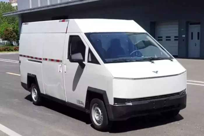 Váratlan helyen bukkant fel egy Tesla ami nem is létezik 4 | Vezess Váratlan helyen bukkant fel egy Tesla ami nem is létezik 4