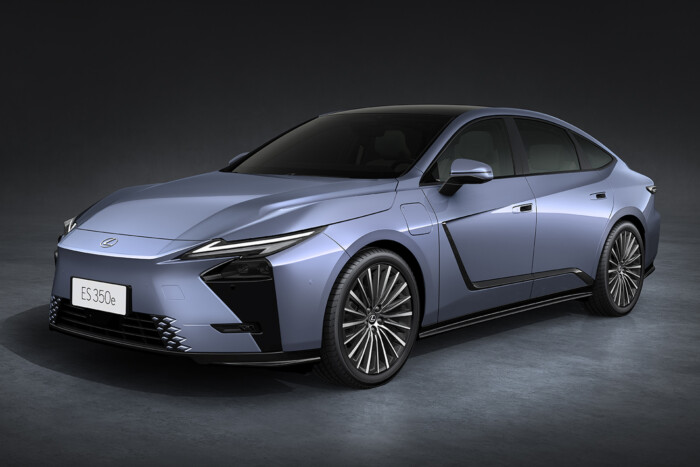 Olcsóbb autókkal és modell offenzívával készül a Toyota Magyarországon 9