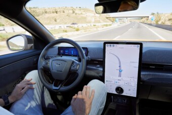 Pár éven belül bárki vezethet csukott szemmel