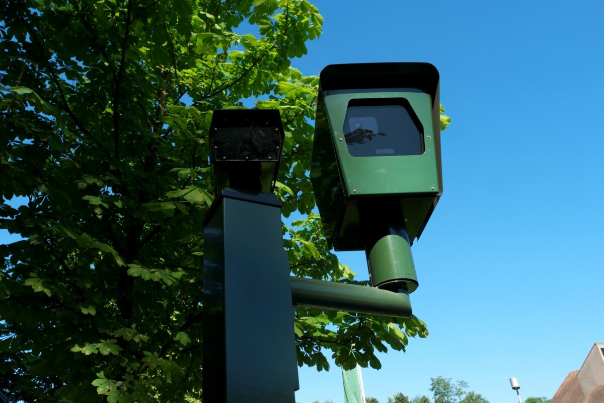 Ebben az országban egy milliárdosnak is fáj a gyorshajtás