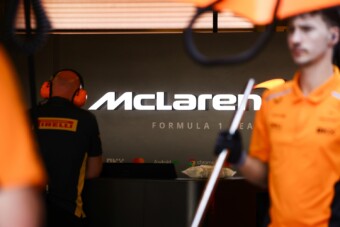 Nyert ügye van a McLarennek, de ennél is többet akar