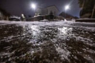 Valaki verset írt az ónos esőről, szóval hangosan olvasd fel, hátha segít elűzni 1