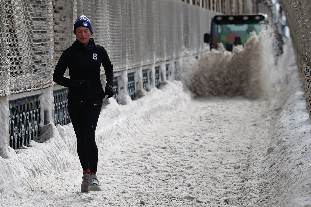 Fotókon az amerikai hókáosz, megbénult a közlekedés