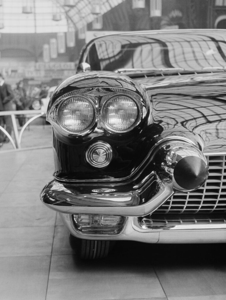 Ilyen volt egy fullextrás autó az ’50-es években 2 Ilyen volt egy fullextrás autó az ’50-es években 2