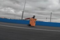 Szédítően gyors a sebességrekorder távirányítós autó 1 Szédítően gyors a sebességrekorder távirányítós autó 1