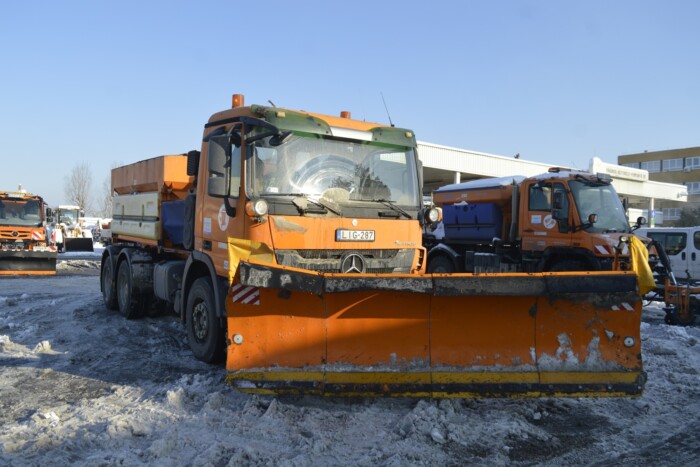 Ne tedd ezt, ha hókotrót látsz az úton 9 Ne tedd ezt, ha hókotrót látsz az úton 9