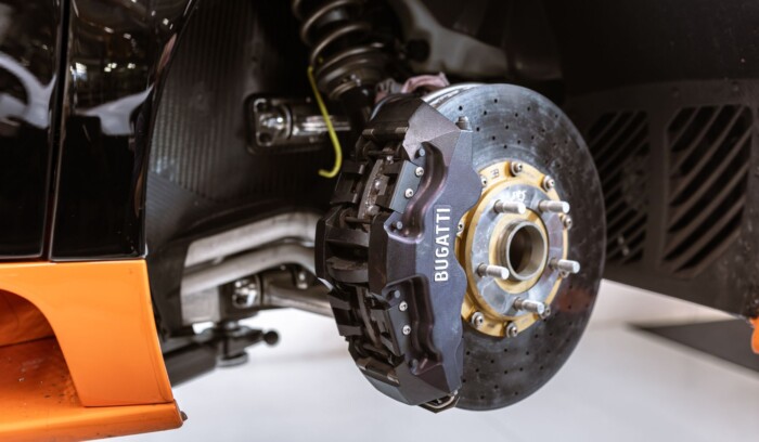 Szédítő összeget éget el a Bugatti átlagautóként 7