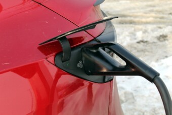 Itt a fordulat: a villanyautók lenyomták a benzineseket