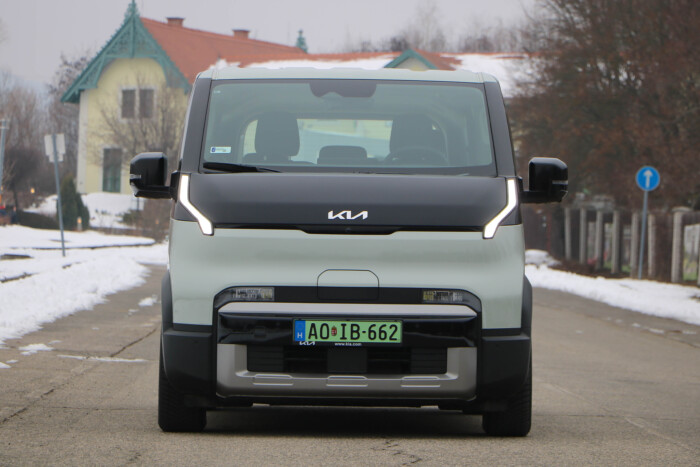 Magyar kisvállalkozók és nagycsaládok kedvence akar lenni ez a Kia 6