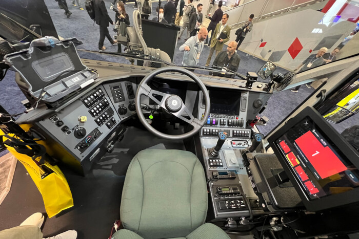 Kőkemény tűzoltóautó, ami Mars-járónak is simán elmenne 6 Kőkemény tűzoltóautó, ami Mars-járónak is simán elmenne 6