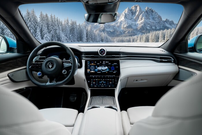 Meseszerű színnel vadít az olaszok SUV-ja 9