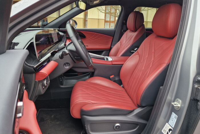 Ez a kínai autó nem az olcsójánosoknak szól 17