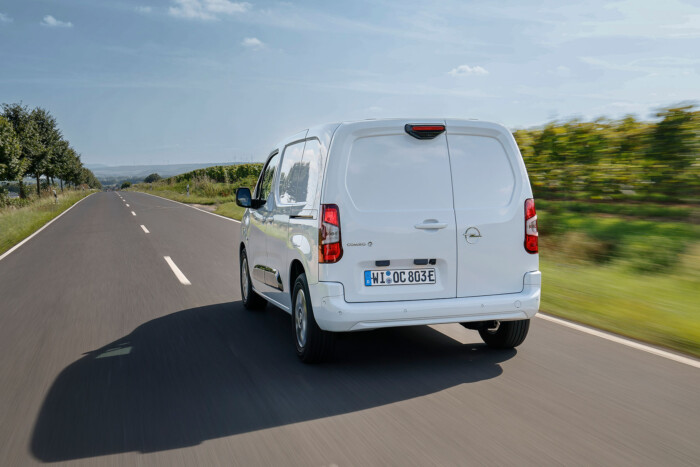 Szembenéz hibáival az Opel Magyarországon 7