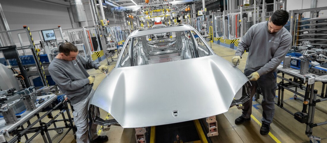 A szomszédban rejtőznek a legerősebb Porsche teljesítményének titkai