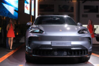 2009 óta nem zuhantak ekkorát a Porsche-eladások 1